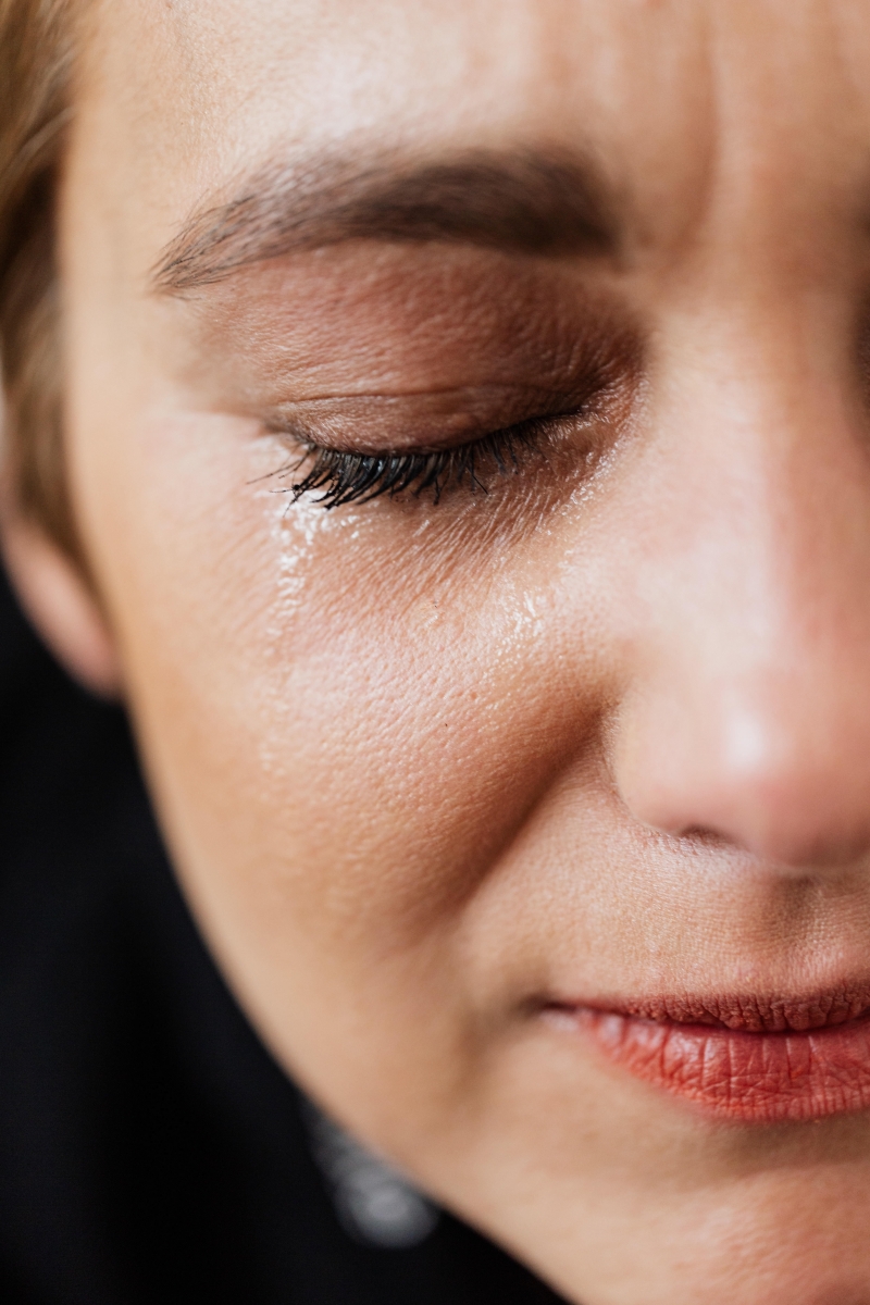 Según los psicólogos, una terapia temprana ayuda a quienes están pasando por estados depresivos y de ansiedad a superarlos pronto. Cortesía Pexels