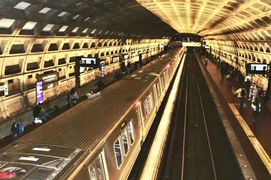 Socorristas se reúnen en una cumbre de seguridad sobre el metro de Washington D.C.
