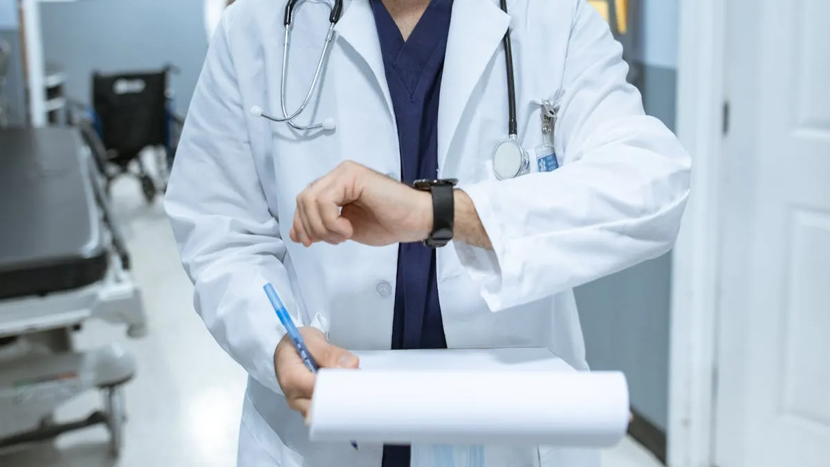 Trump desestabiliza el sistema de salud en 100 días