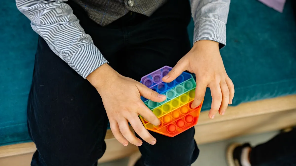 Cómo el stimming une redes sociales y neurodiversidad