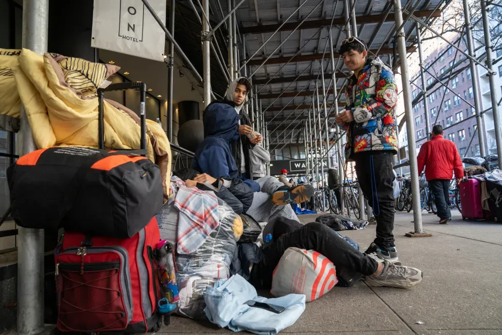 Salió el primer vuelo de autodeportación a Honduras: con un niños ciudadanos estadounidenses incluidos