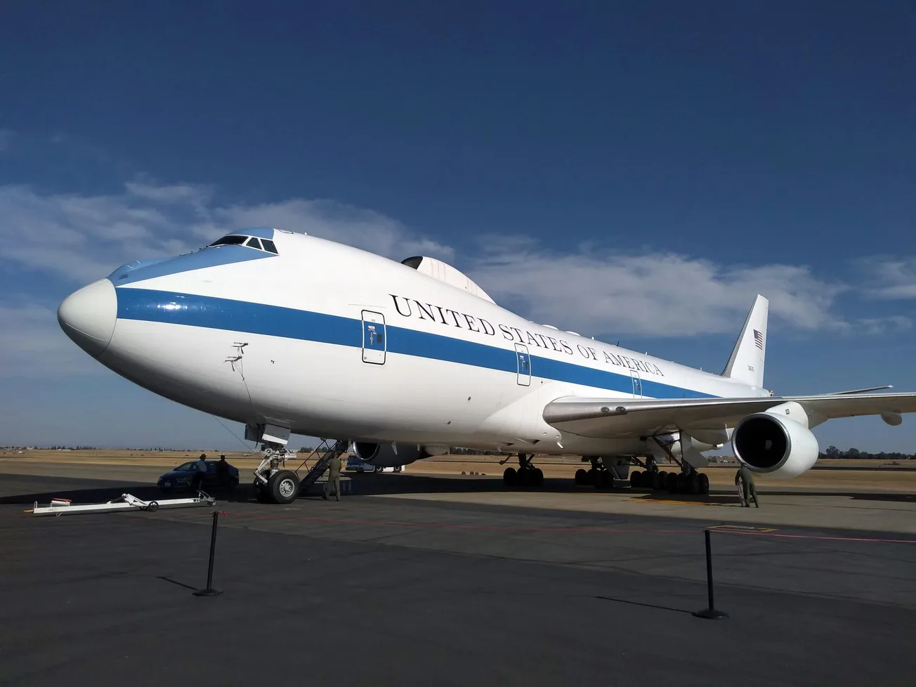Un avión qatarí, pero ¿a qué costo?