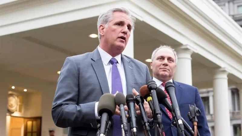 McCarthy defiende la respuesta de Trump al asalto al Capitolio