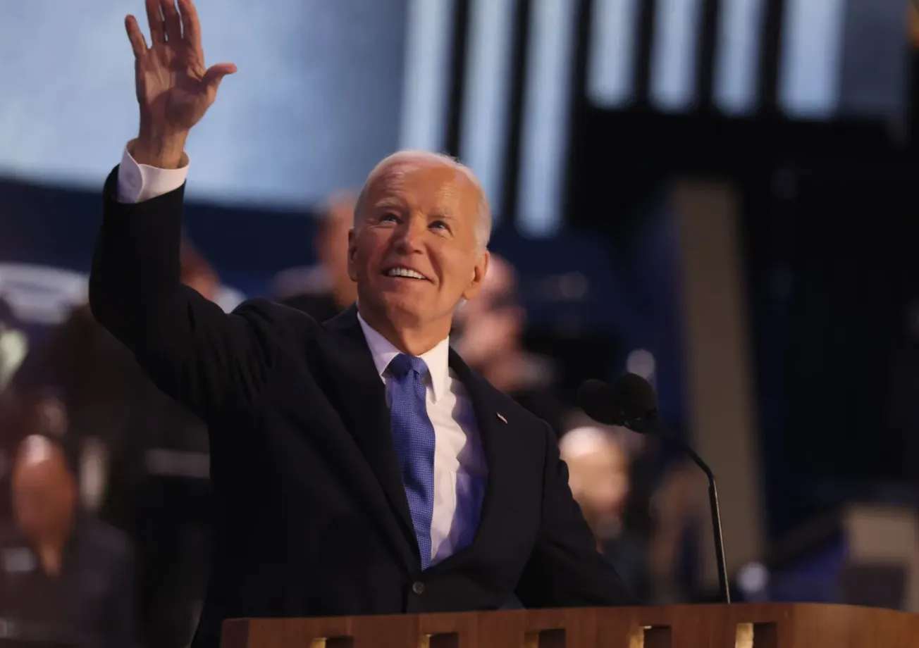 Biden defiende la democracia en la DNC de Chicago