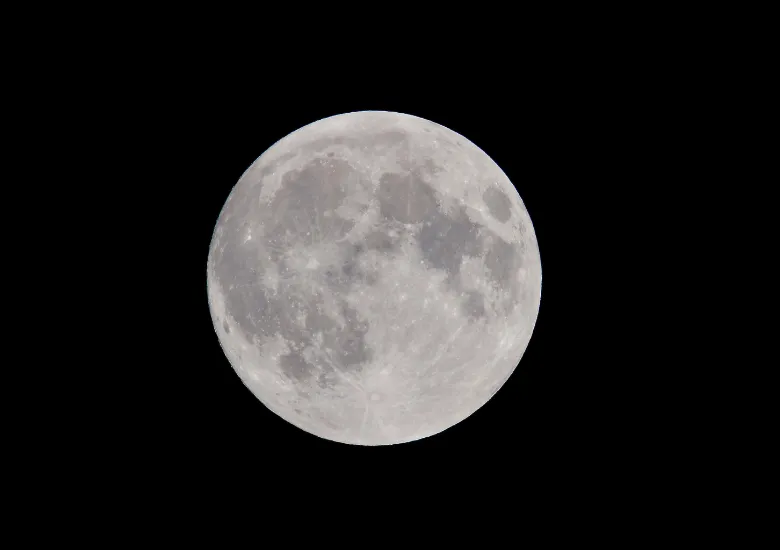 cueva en la luna