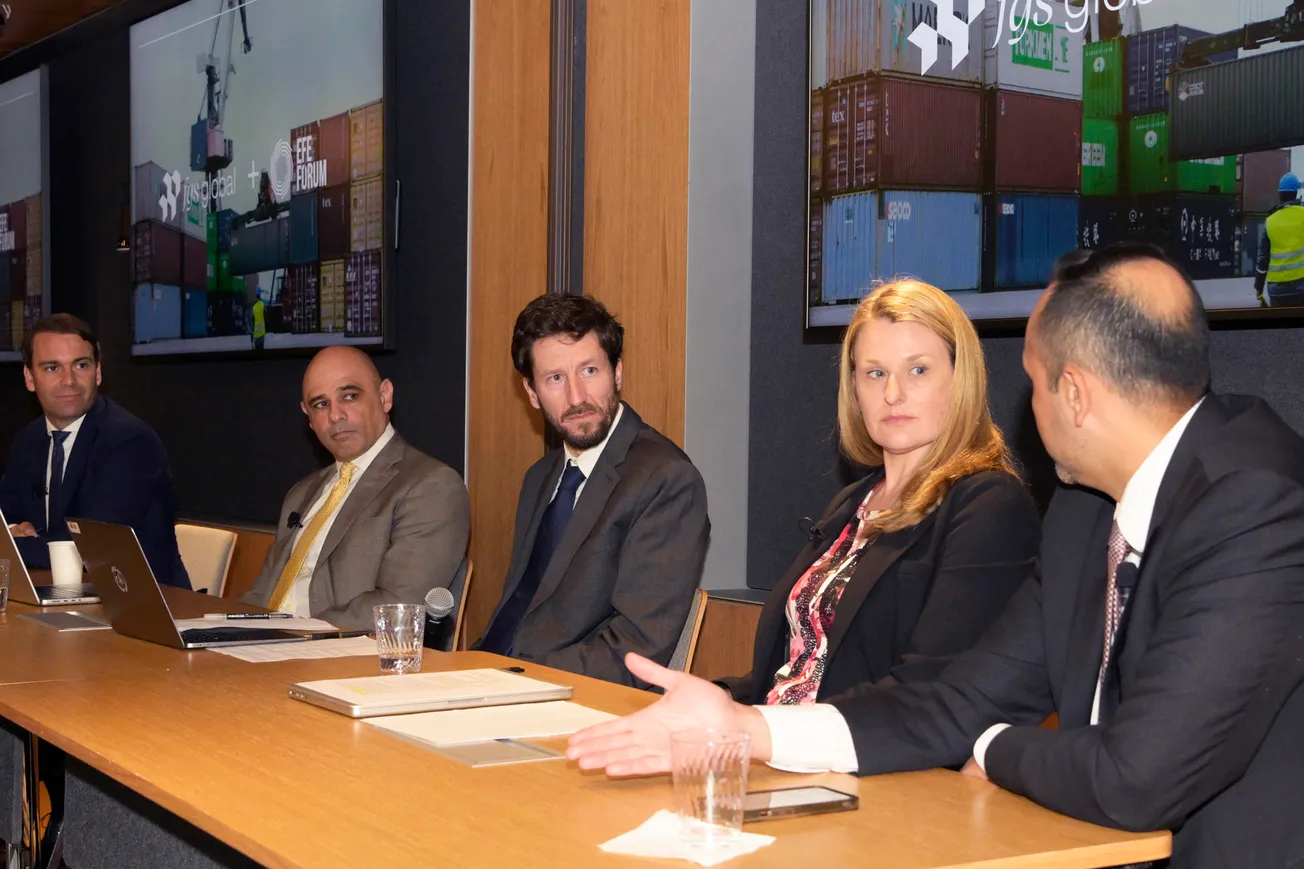 EFE y FGS analizan con expertos el impacto global de la política arancelaria de Trump