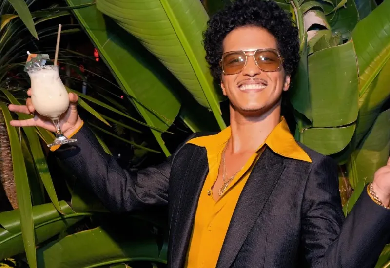 bruno mars deuda