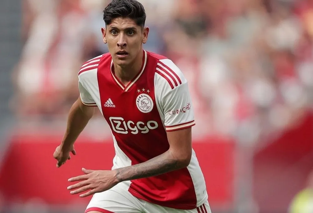 Chelsea ofrece $50 millones por el mexicano Edson Álvarez