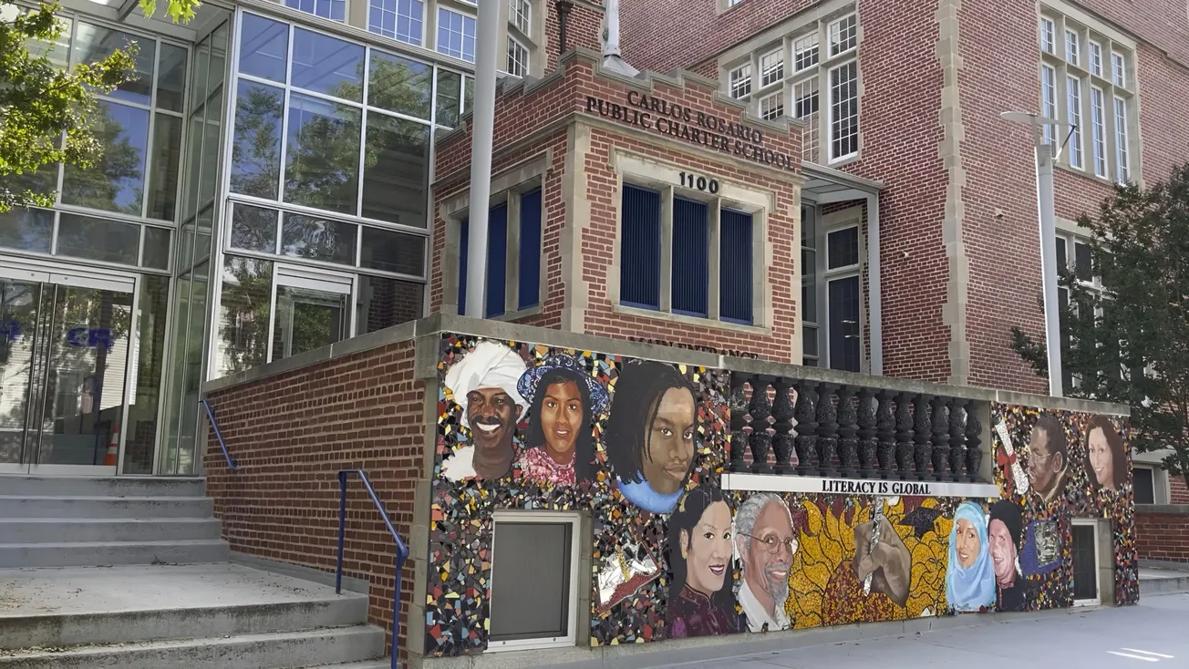 Escuela Carlos Rosario