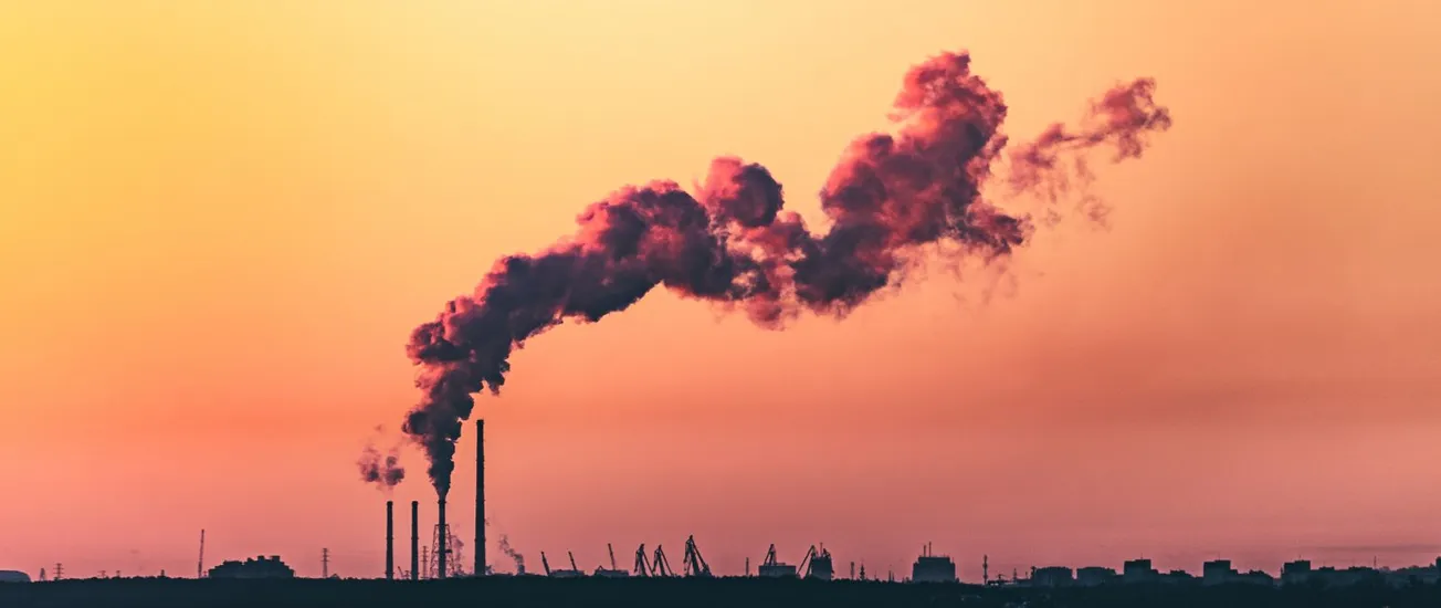 Qué sabemos sobre la exposición a la contaminación del aire de los latinos en EE. UU.