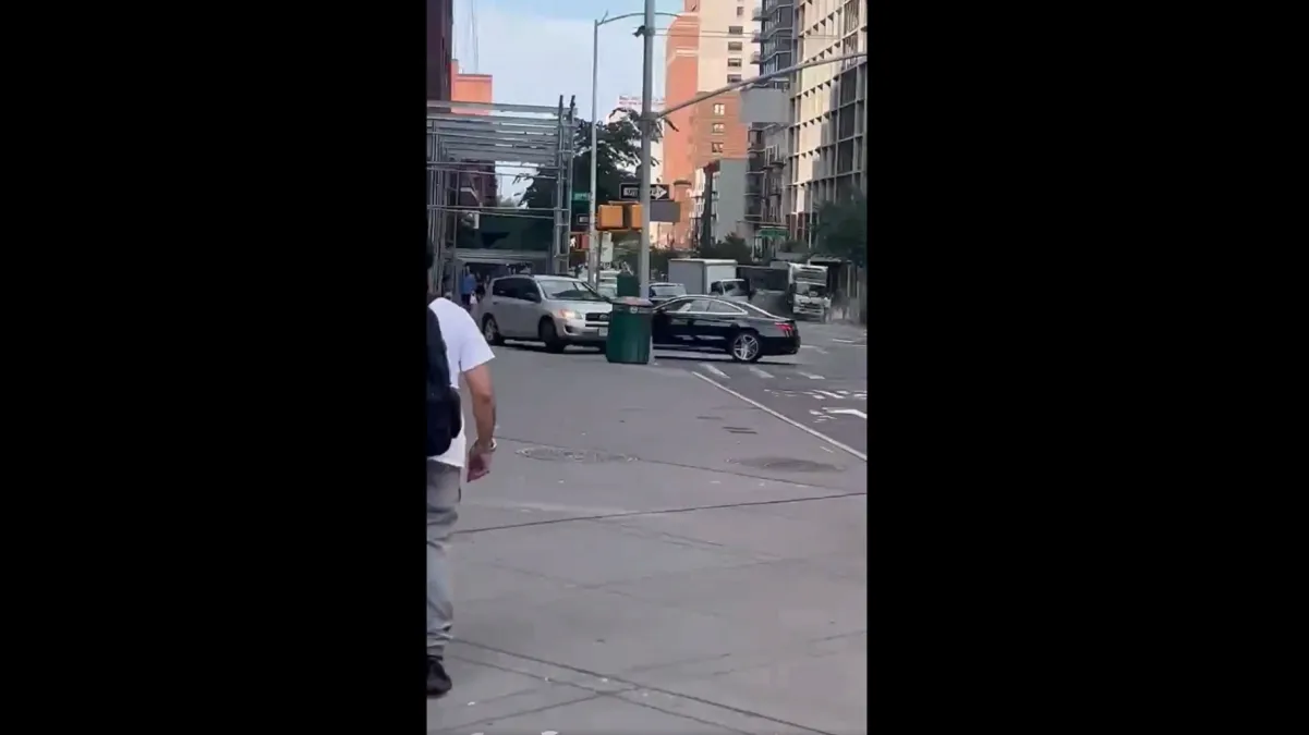 Persecución y choque en Nueva York por una mochila con dinero