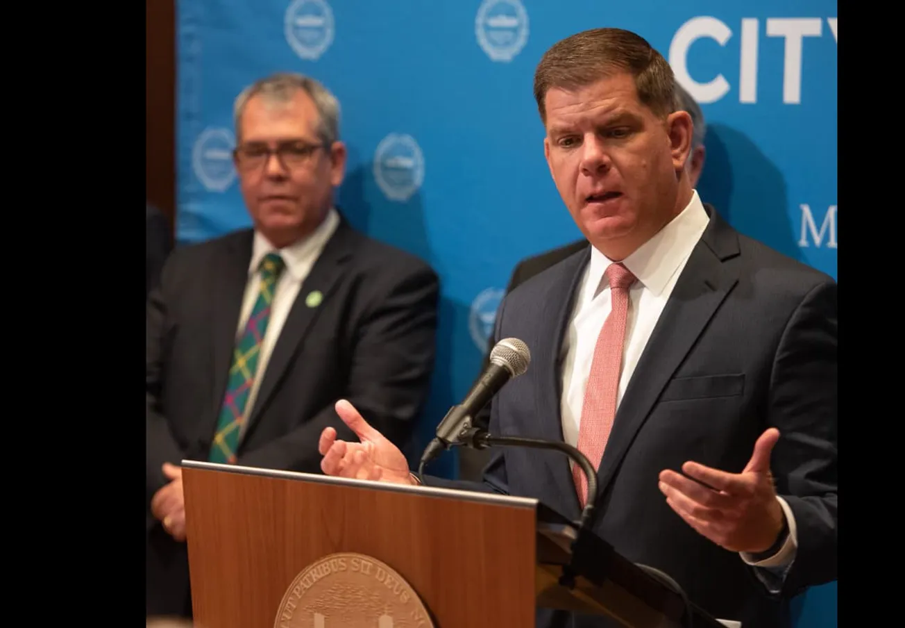 Marty Walsh dejará el Departamento del Trabajo para dirigir sindicato de jugadores de Hockey