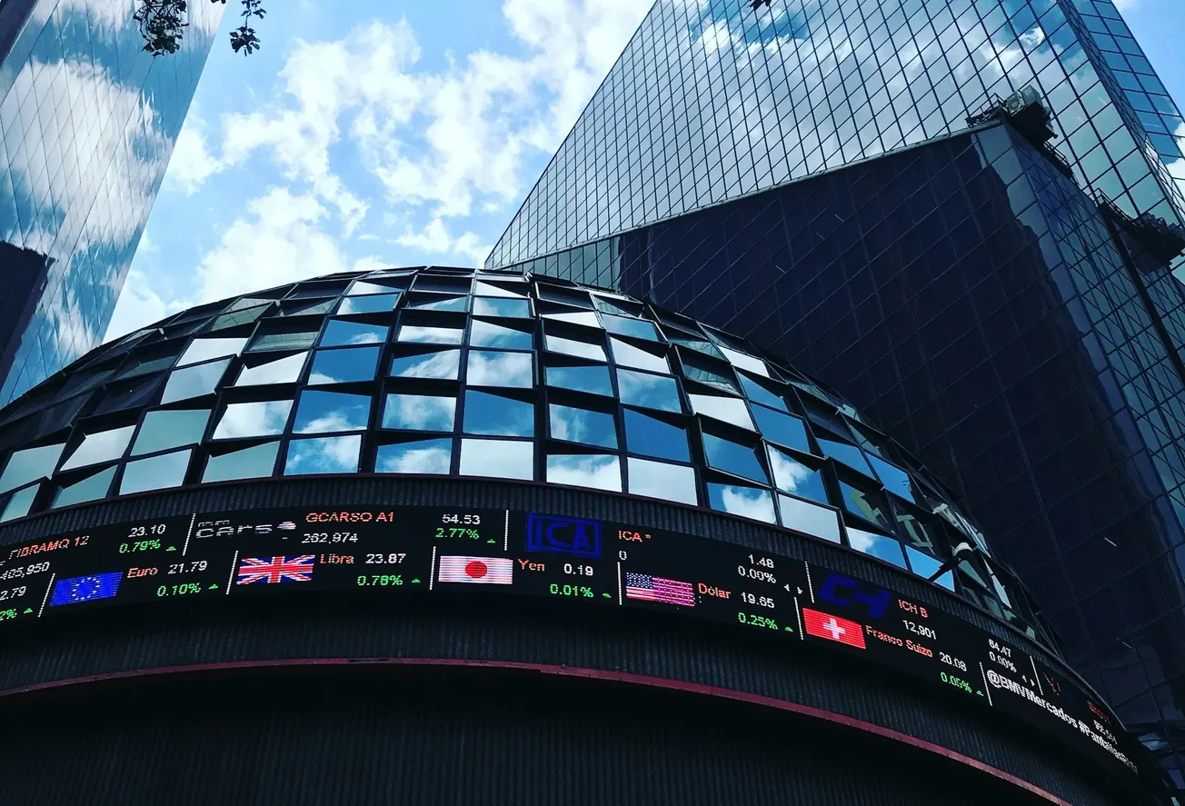 S&P 500 en positivo: Futuros muestran alza antes de nóminas no agrícolas y con la vista en posibles recortes de tasas