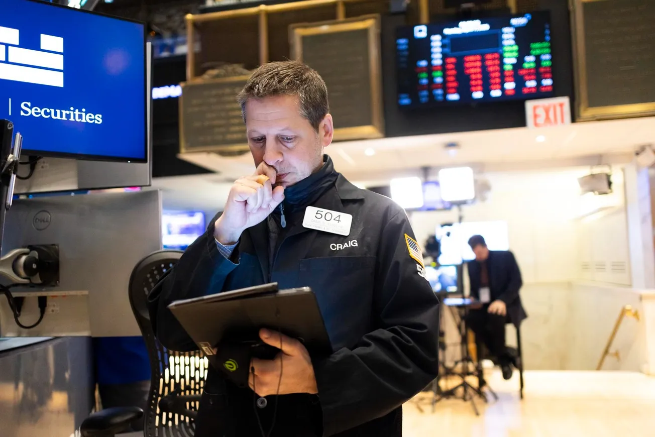 Futuros del Dow Jones, S&P 500 y Nasdaq estables mientras Trump busca reemplazo para Jerome Powell en la Fed