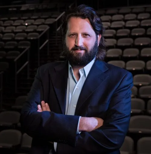 Michel Hausmann recibe importante reconocimiento por su trabajo cultural en Miami