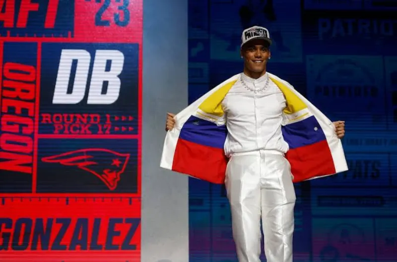 La NFL celebra a los aficionados, jugadores y cultura latinos con la campaña de temporada completa “Por la cultura”