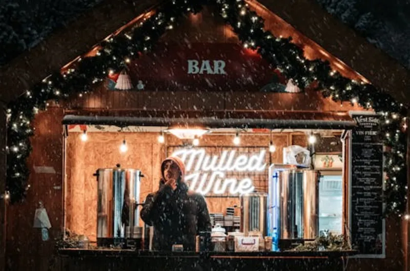 Bares y restaurantes ofrecen ofertas por la tormenta