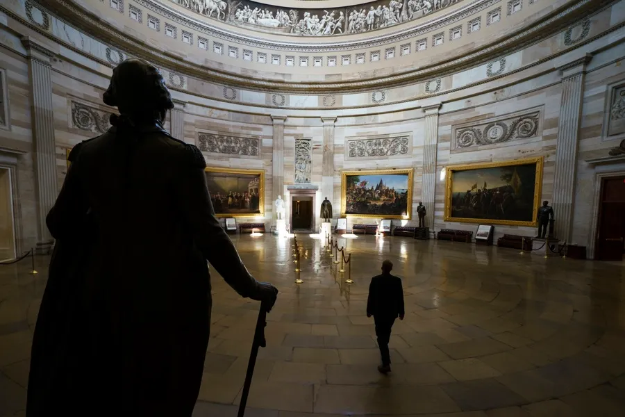 El fantasma del shutdown acecha de nuevo el DMV