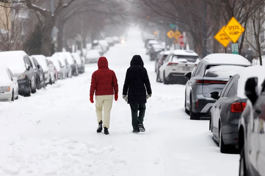 Tormenta invernal podría traer nieve y retrasos el domingo