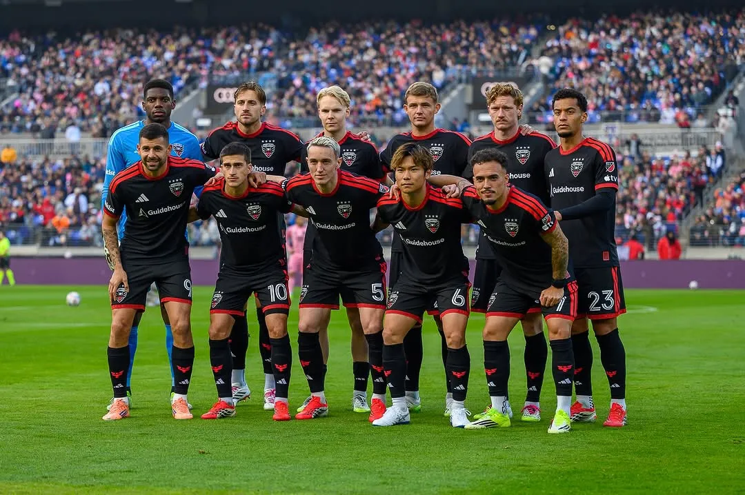 Messi define la victoria de Inter Miami sobre D.C. United ante una multitud récord en Baltimore