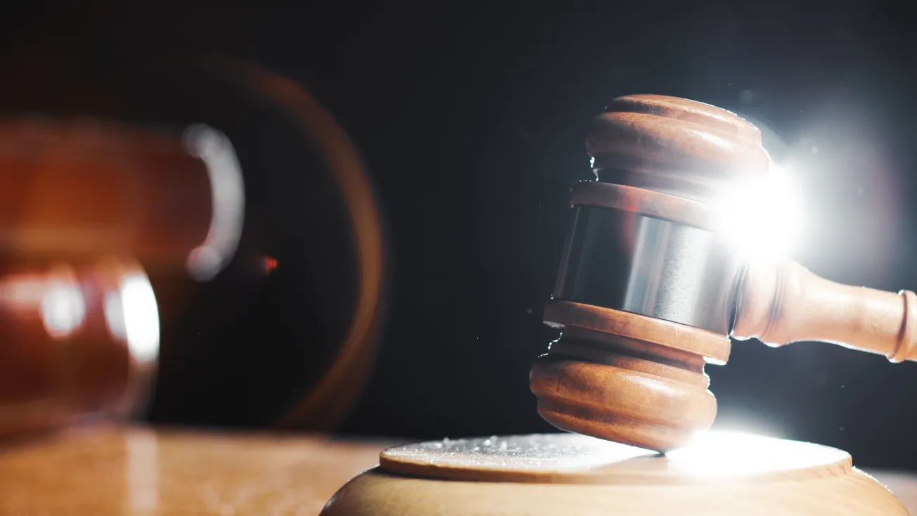 Líderes latinos reaccionan ante la eliminación de la declaración de peligro de la EPA