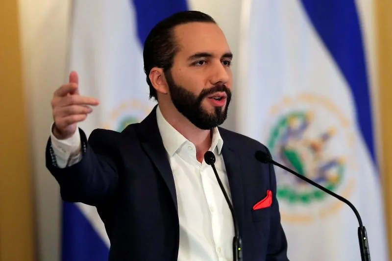Nayib Bukele ordenó el cierre de centros comerciales de El Salvador por 14 días