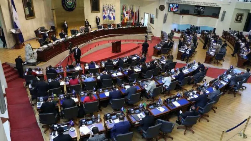 Asamblea salvadoreña avala ley para proteger derechos durante cuarentena