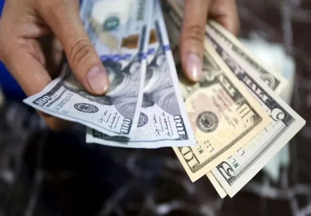 Billetes en California