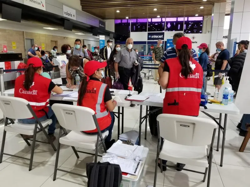 Canadá ha repatriado a 386 personas desde El Salvador