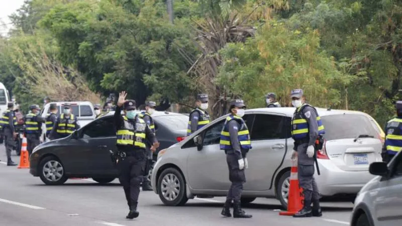Tepecoyo restringe el paso a personas de Lourdes Colón para prevenir contagios de coronavirus
