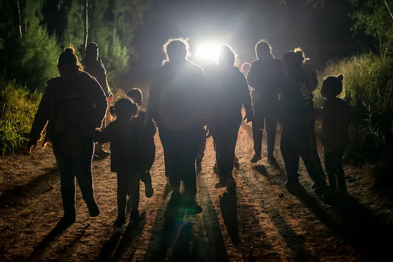 Hay que revalorar a los indocumentados y la lucha por legalizarlos