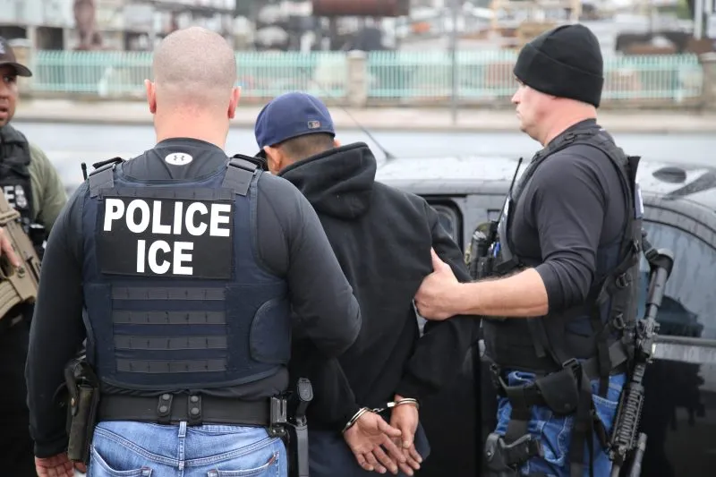 Arrestos internos ICE