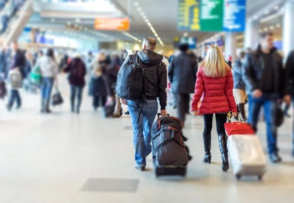 Un resumen de 5 consejos indispensables para ahorrar espacio y dinero si vas a viajar en esta temporada de vacaciones.