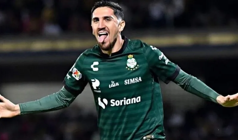 América
