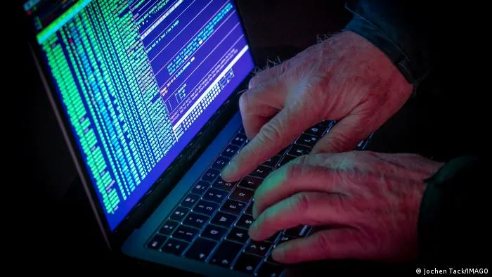 Tecnología Blockchain en pantalla.