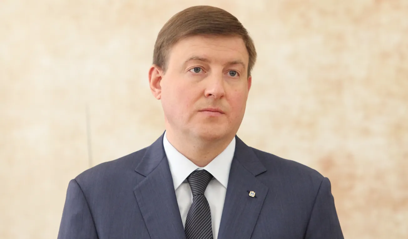 Andrey Turchak,. secretario general del partido Rusia Unida de Vladimir Putin