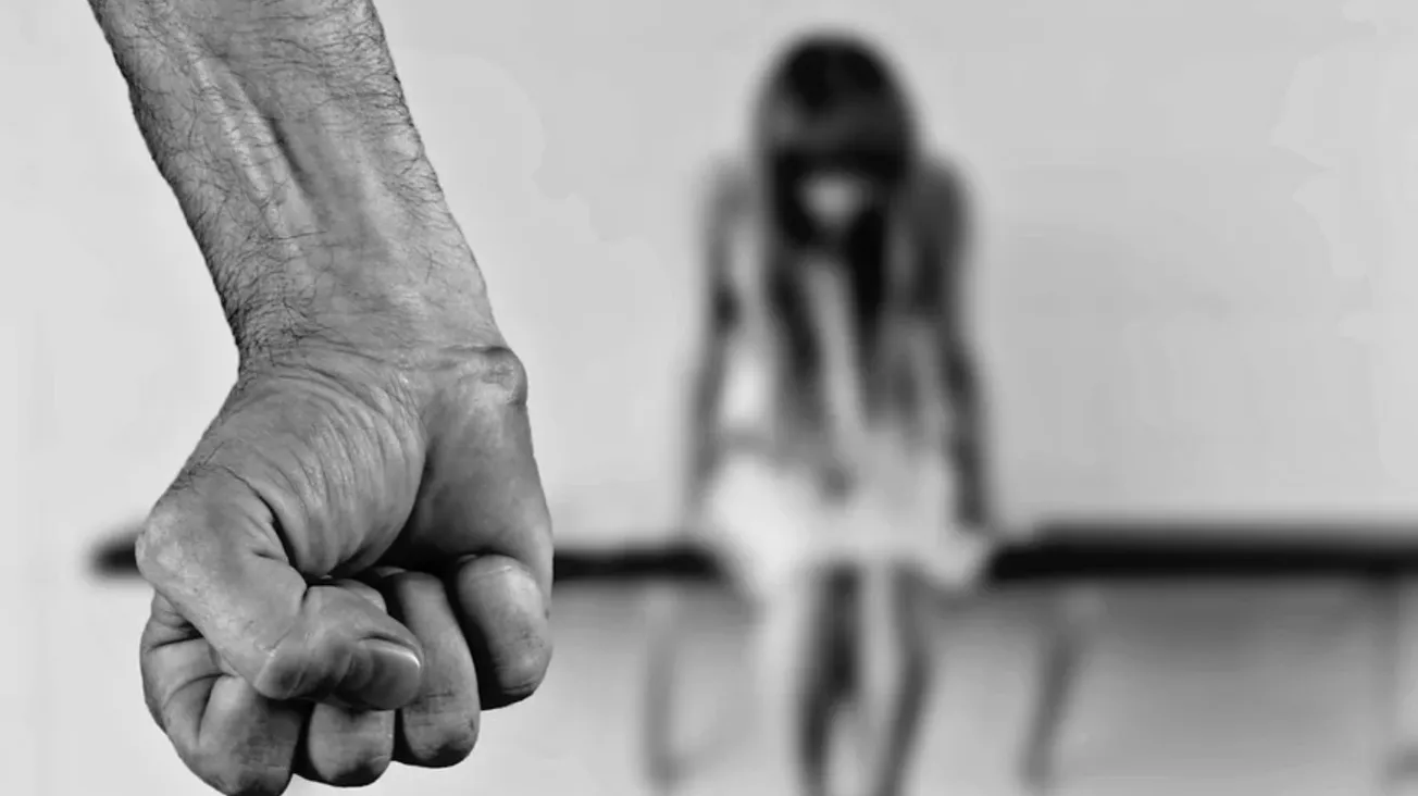 Violación grupal de una joven de 20 años conmociona a Argentina