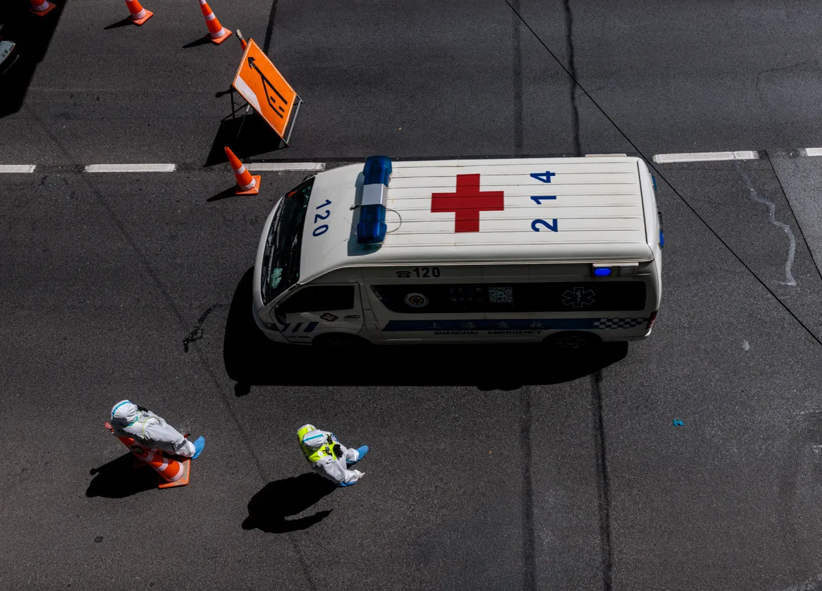 Cuarentena en Shanghai genera aumento de emergencias médicas