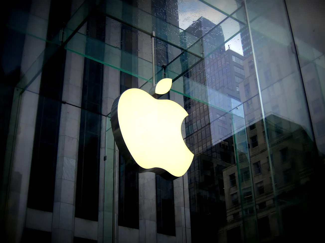 Macstore