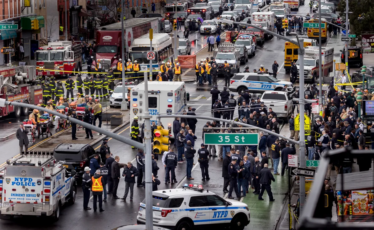 Lo que se sabe del tiroteo en Brooklyn tras casi 24 horas