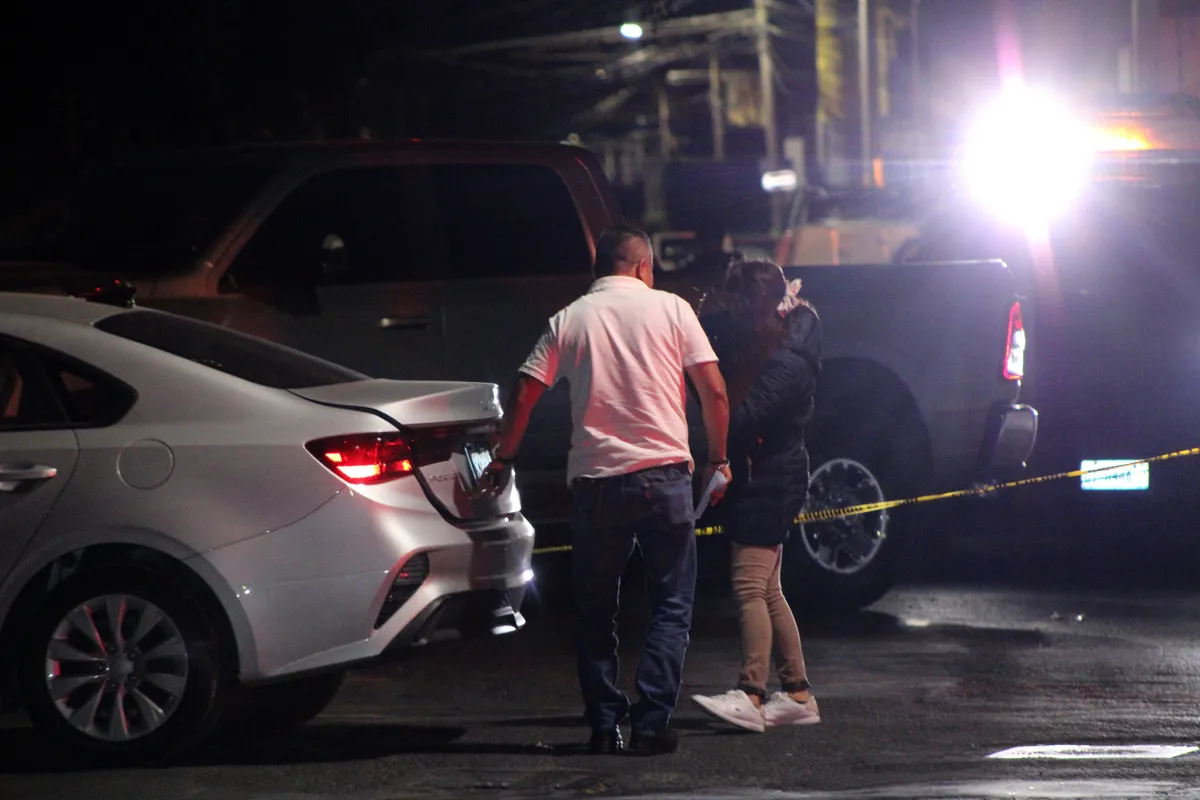 Hombres armados asesinaron a 11 personas en un hotel de Celaya, México