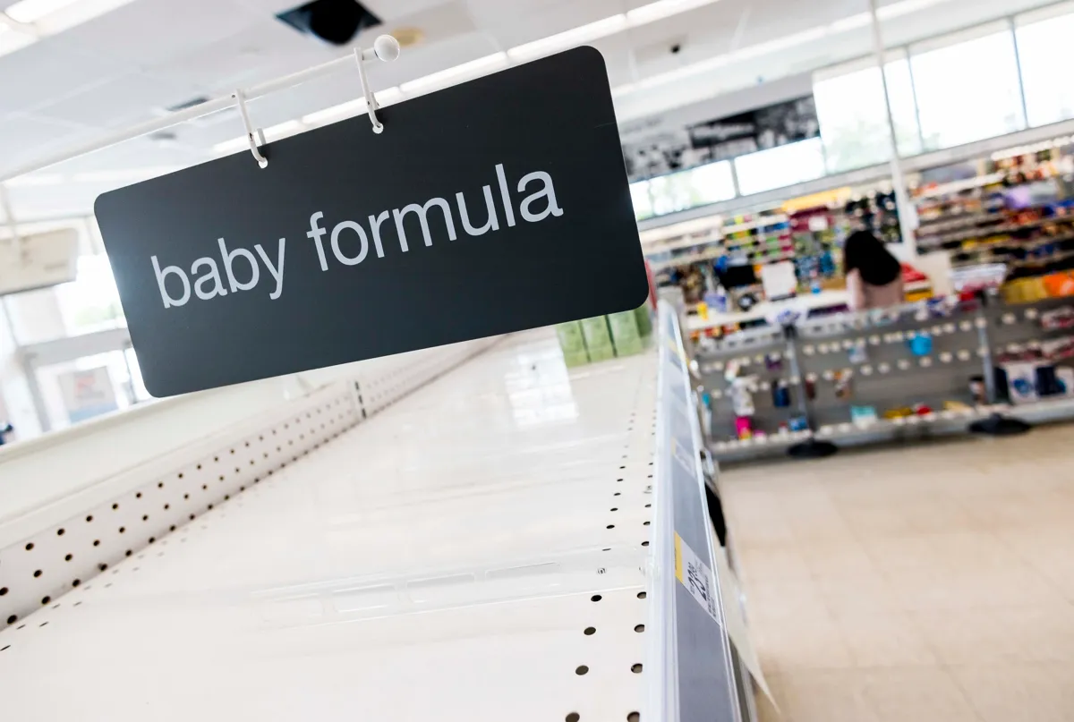 La FDA no inspeccionó fábricas de fórmula para bebés durante la pandemia