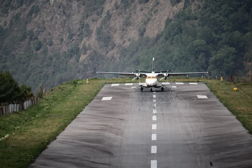 Avión de Nepal entre los pasajeros iban trece nepalíes, cuatro indios y dos alemanes