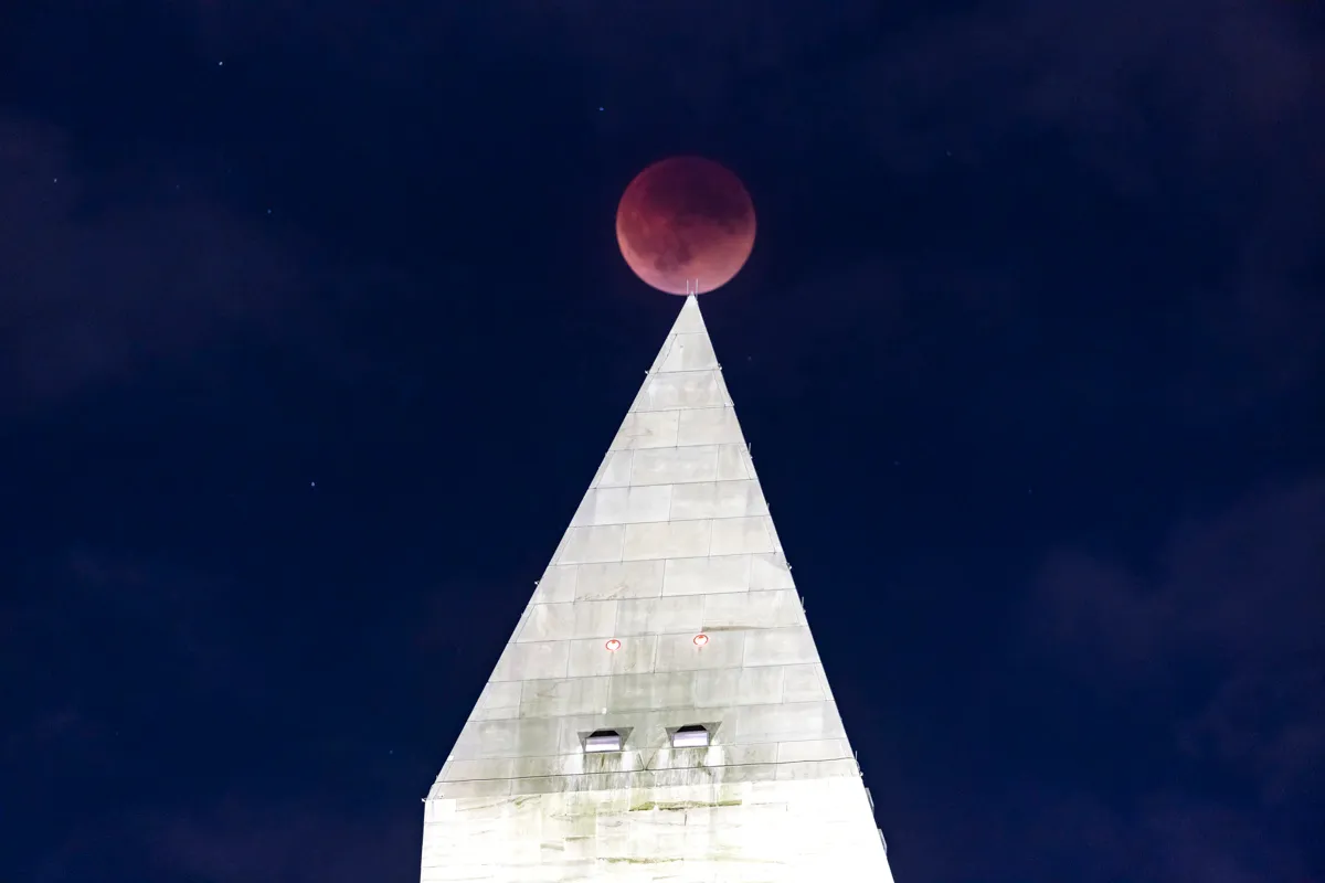 FOTOS | Así vio el mundo el eclipse lunar de este domingo