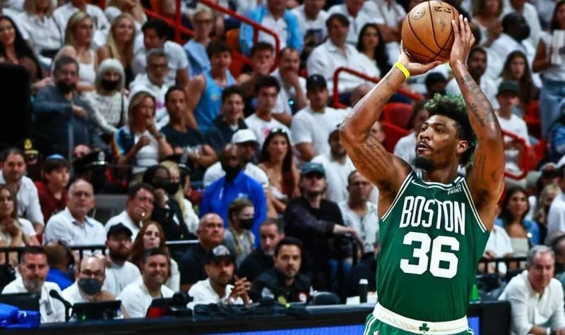 Los Celtics pasan por encima de Miami Heat e igualan la serie