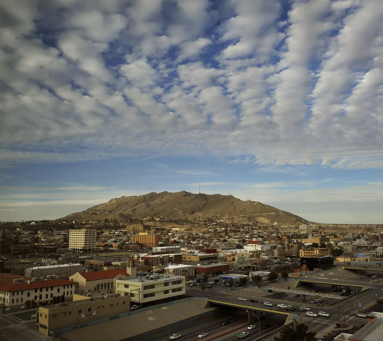 100 migrantes liberados en El Paso
