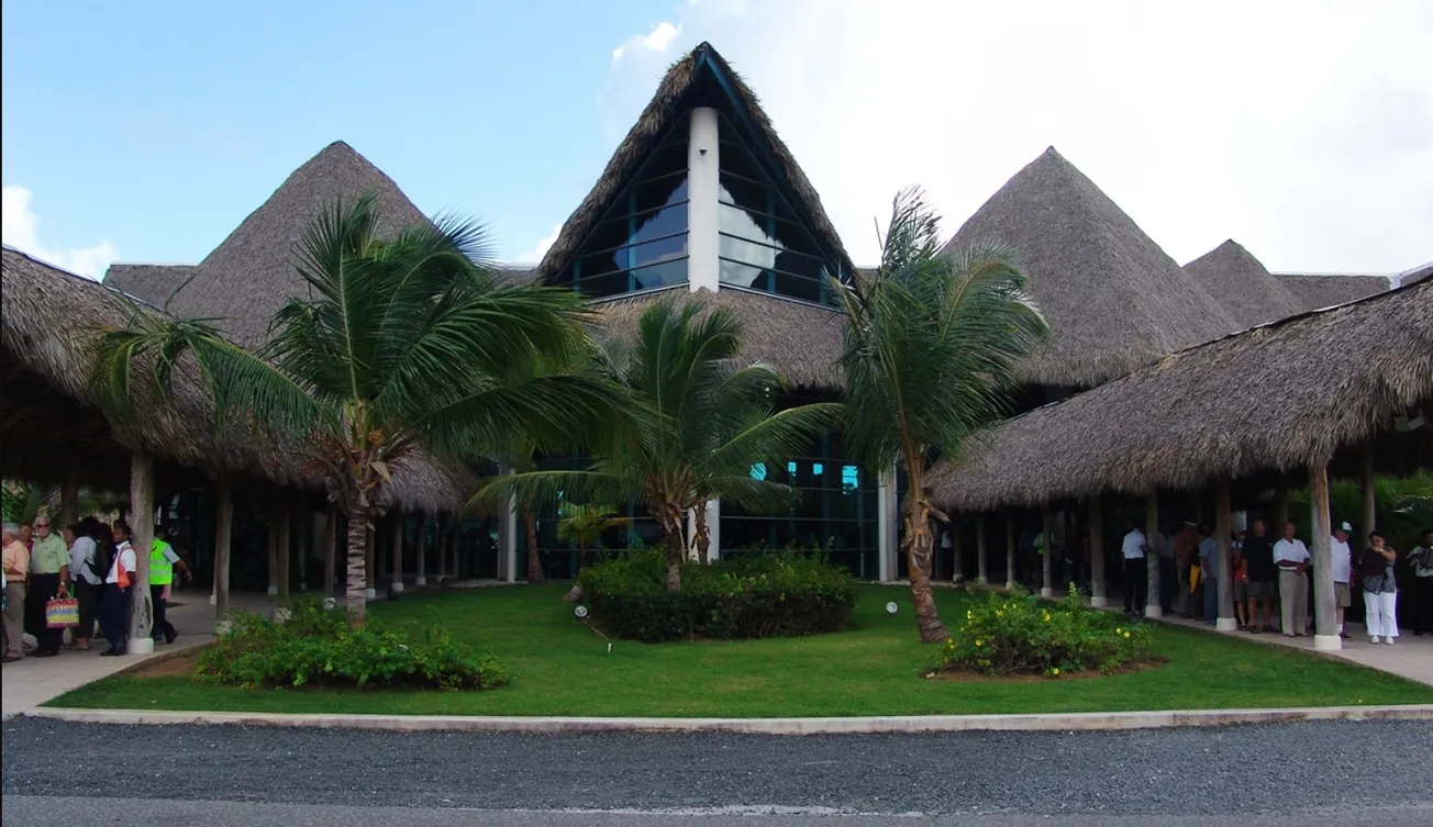La compañía Leidos actualizará los puestos de control del Aeropuerto de Punta Cana