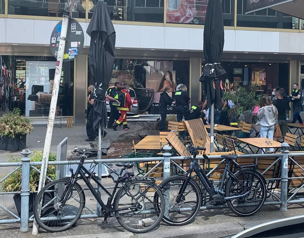 Atropello múltiple en Berlín deja una maestra fallecida y 10 heridos
