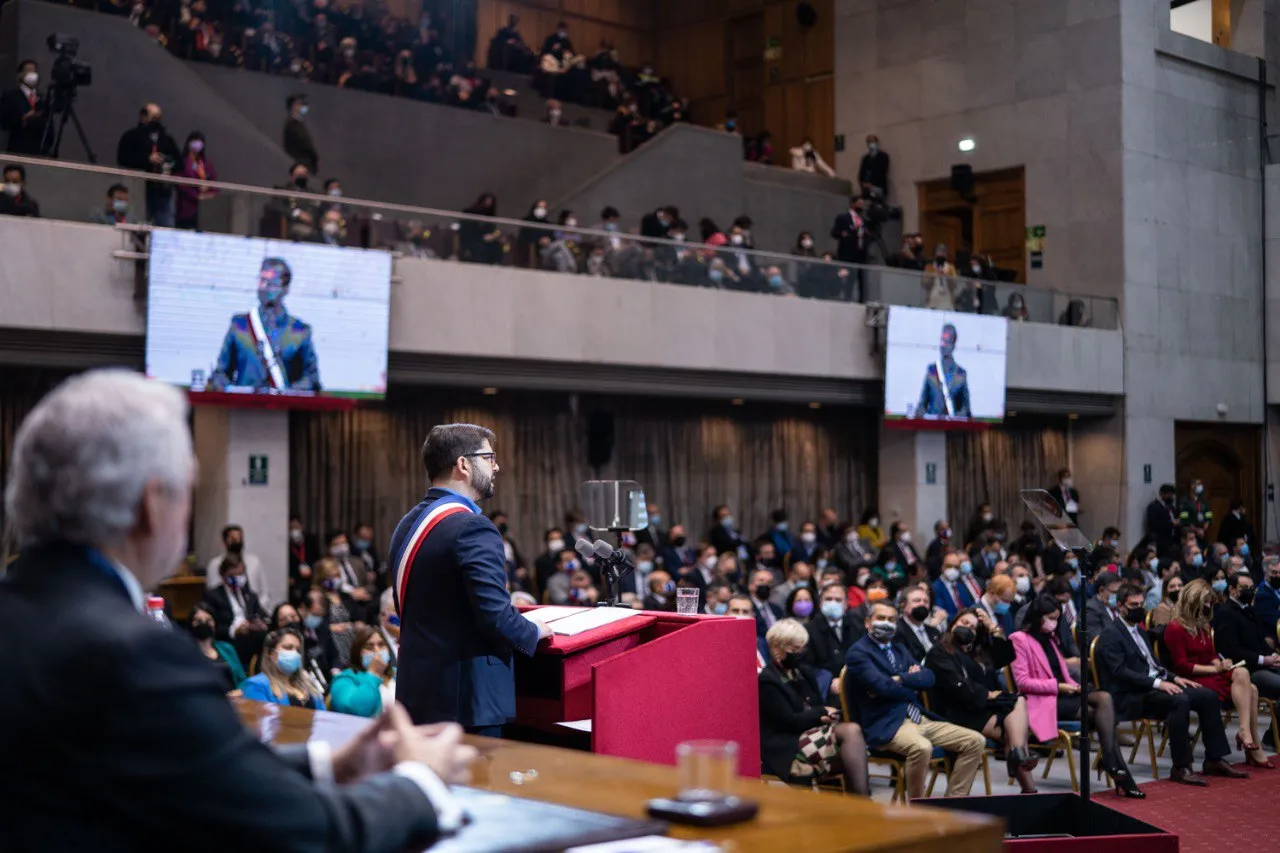 Gabriel Boric dijo que no permitirá en Chile sucesos como en otros países