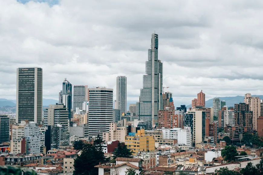 Bogotá: muere niño sonámbulo al caer de un quinto piso